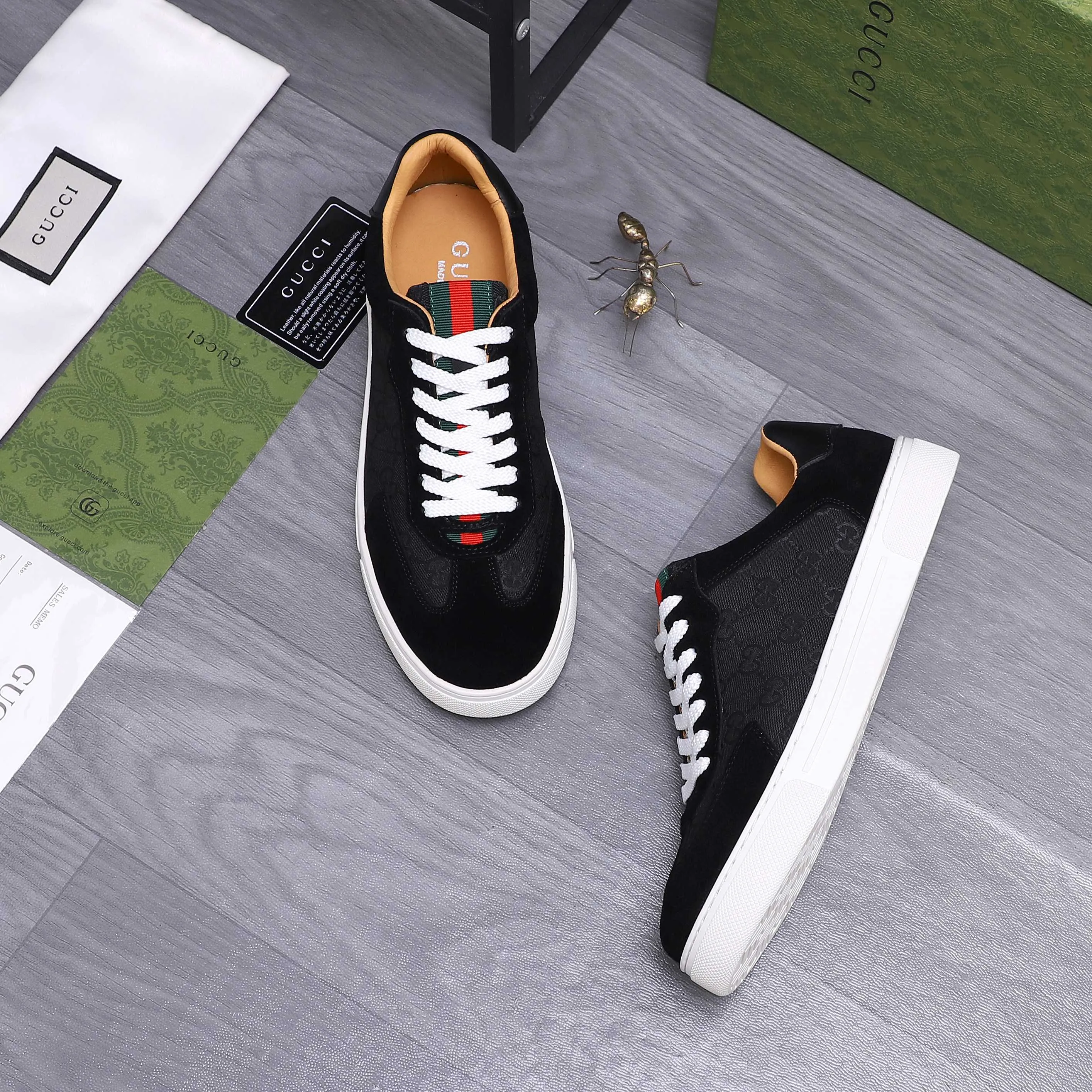 Men's shoes 💰p400 Product trademark: GUCCI "Gucci" casual lace-up men's shoes Regular size: 38-45 (45 is custom-made and non-returnable) Product materials: Selected classic woven stitching frosted cowhide upper, pigskin lining, original rubber outsole